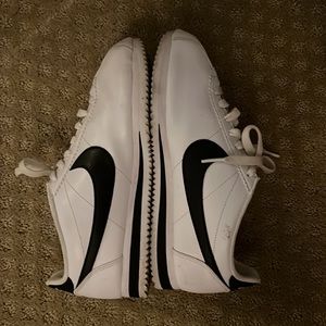 Nike Cortez women’s size 9 sneakers